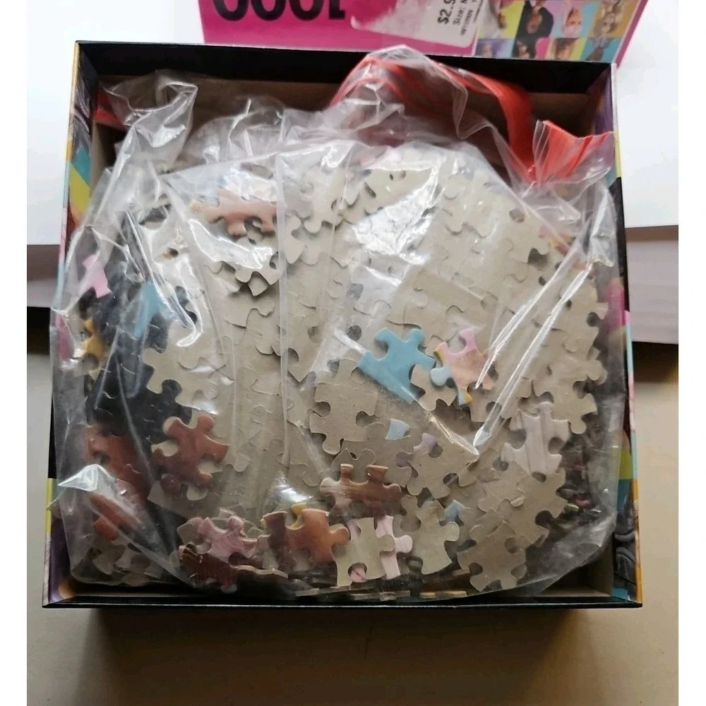 BARBIE 1000 Peice Puzzle